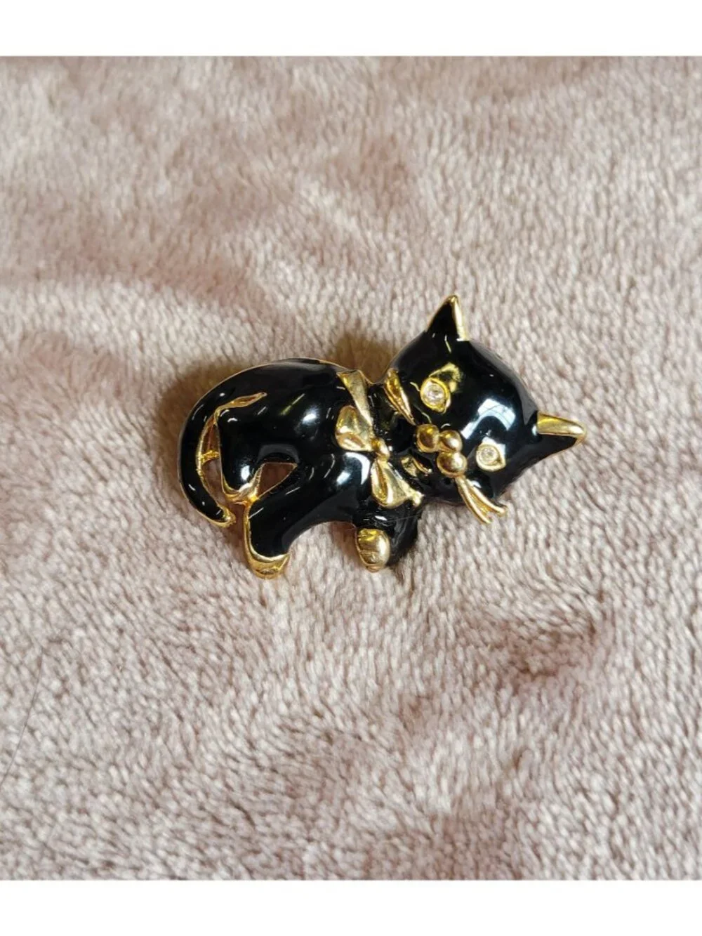 Cute Gold Tone Black Enamel Rhinestone Eye Kitten Cat Brooch Pin BR1